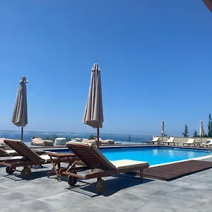 Relax Dhermi